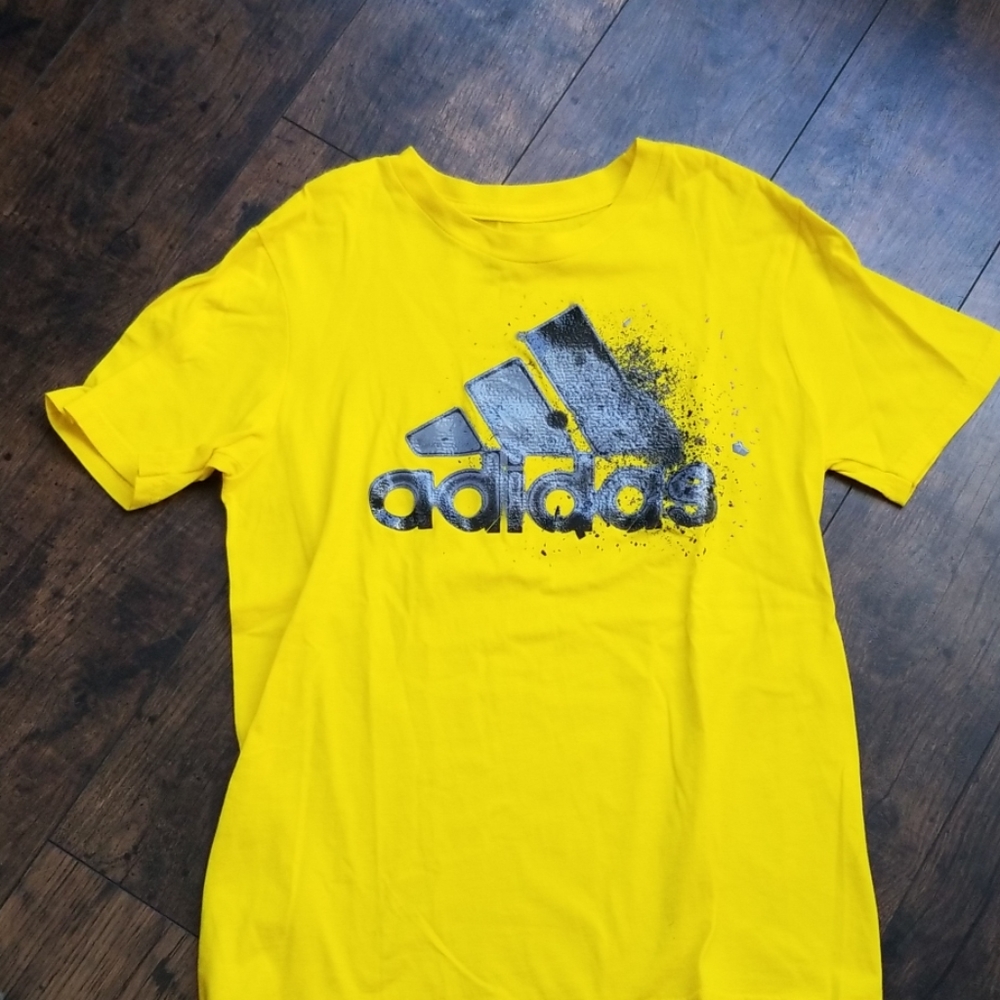 Boys Adidas T-shirt